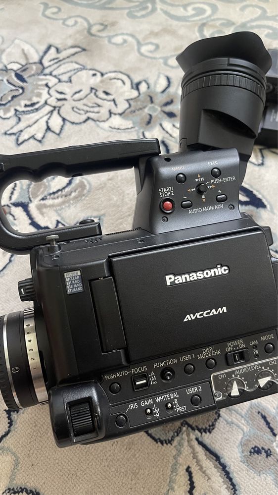 Panasonic AG-AF100 Professional Memory Card Camcorder