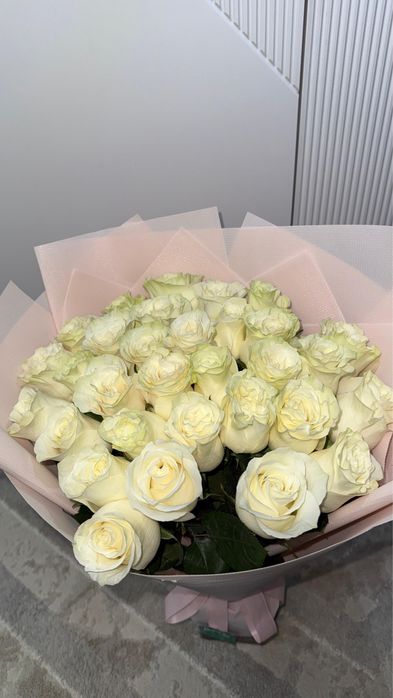 Продаю новый букет цветов срочно свежие цветы