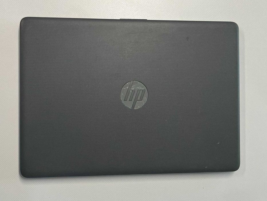 Лаптоп HP - 14" AMD Ryzen 3 |8GB RAM|128GB SSD