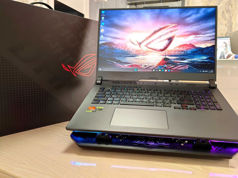 Asus ROG G17 Ryzen 9-7945HX, 32GB(DDR5), RTX4060 8G, 2TB SSD, 2.5k IPS