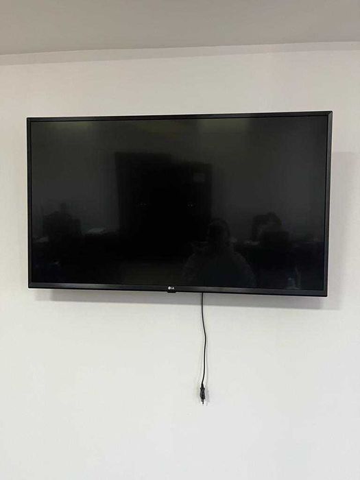 телевизор фирмы LG