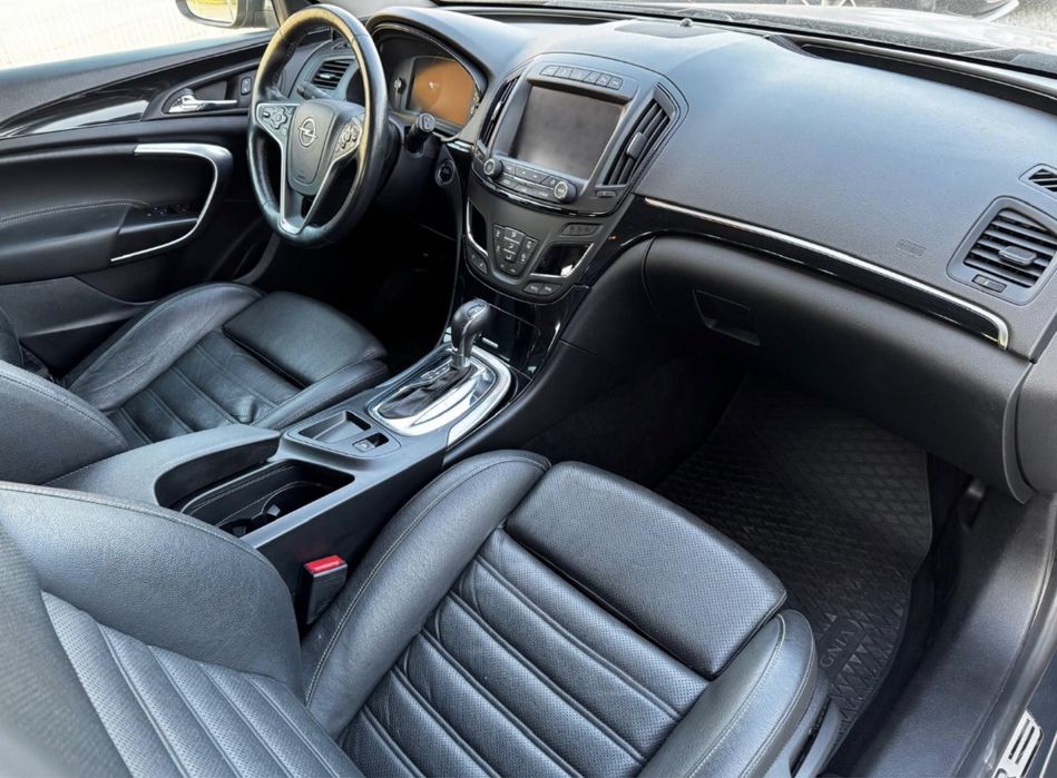 Vand opel insignia 1.6 cdti revizie efectuata si distributie schimbata