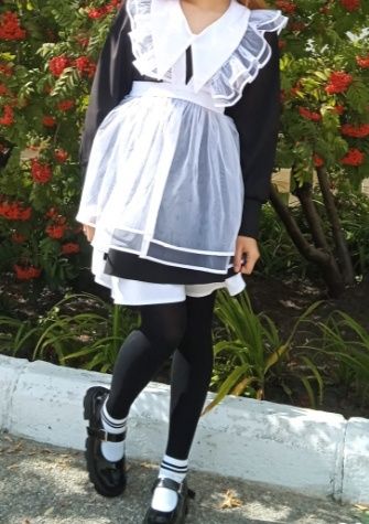 Продам школьный фартук.