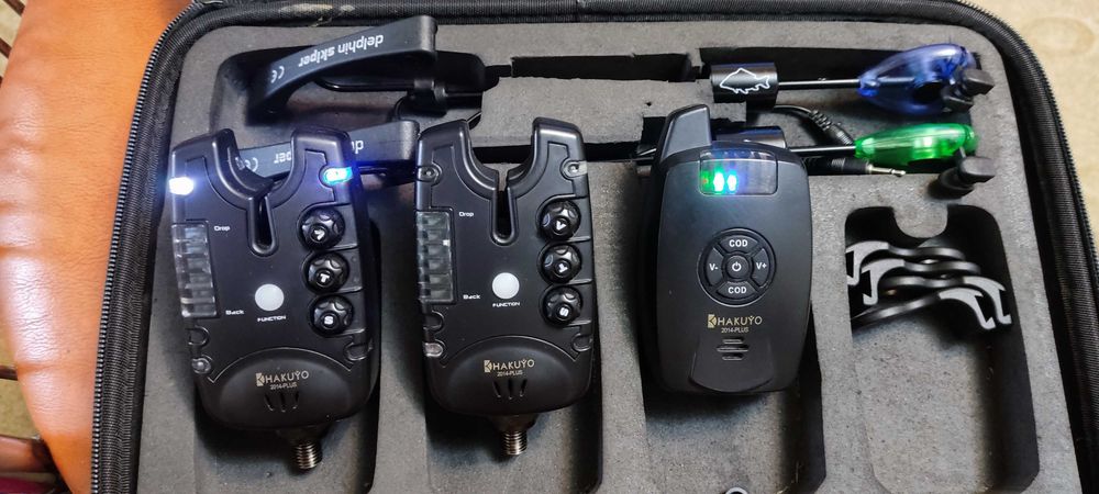 Set 2 Avertizori cu Statie HAKUYO 2014 Plus 2 Swinger Delphin Skiper