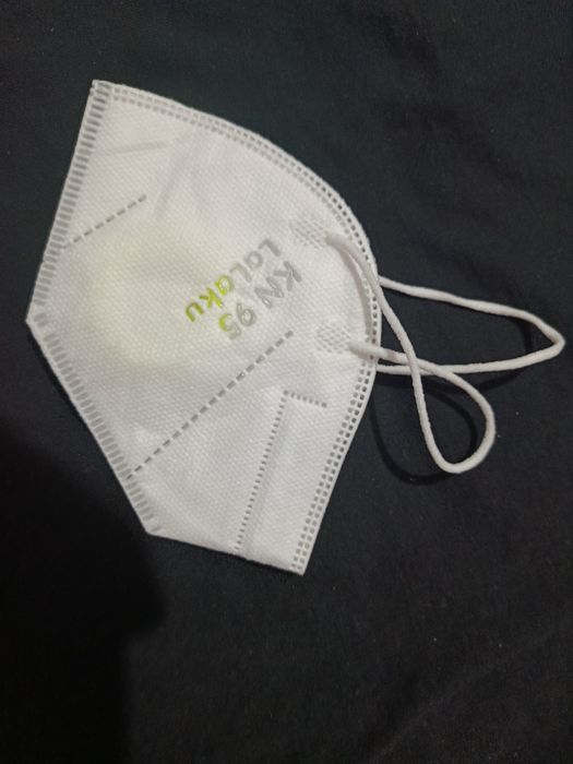 Маска KN95 респиратор с клапаном Универсальный и Детский . LaLaku