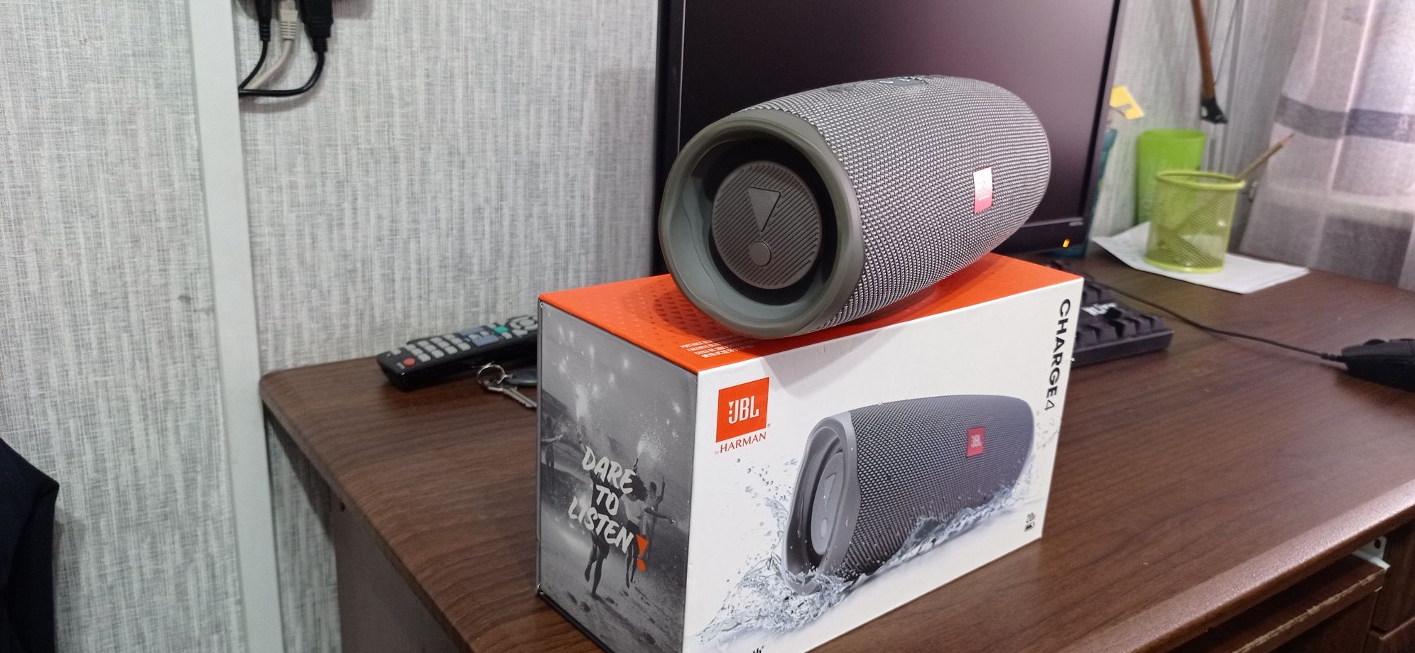 JBL CHARGE 4 на запчасти