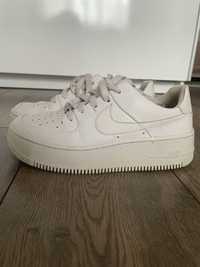 Nike Air force маратонки