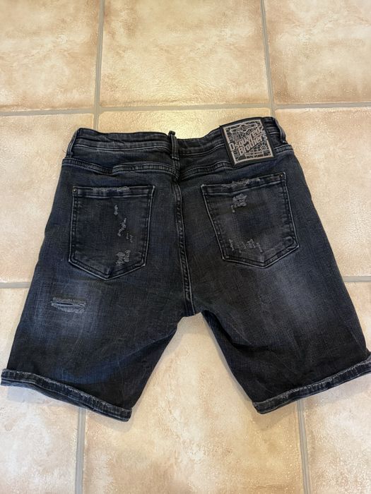 blugi dsquared2 scurti