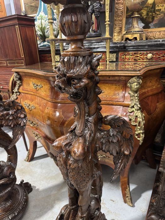 Doua piedestale sculptate manual - lemn masiv, stil baroc