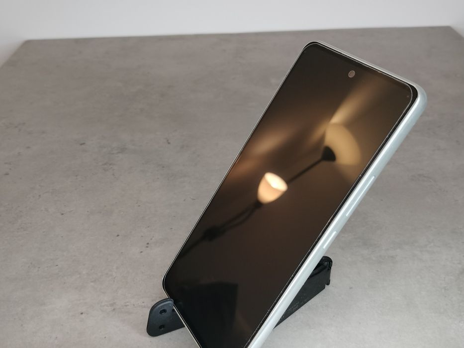 Samsung Galaxy A53 5G - 6gb RAM, 128gb stocare