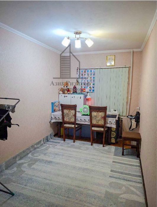 3/2/4 Ялангач балкон 2х6 кирпич