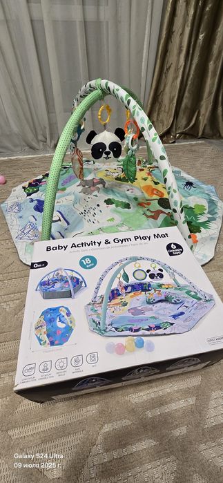Продам коврик развивающий с игрушками
