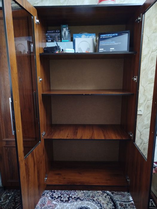 Продается Шкафт 3 двери