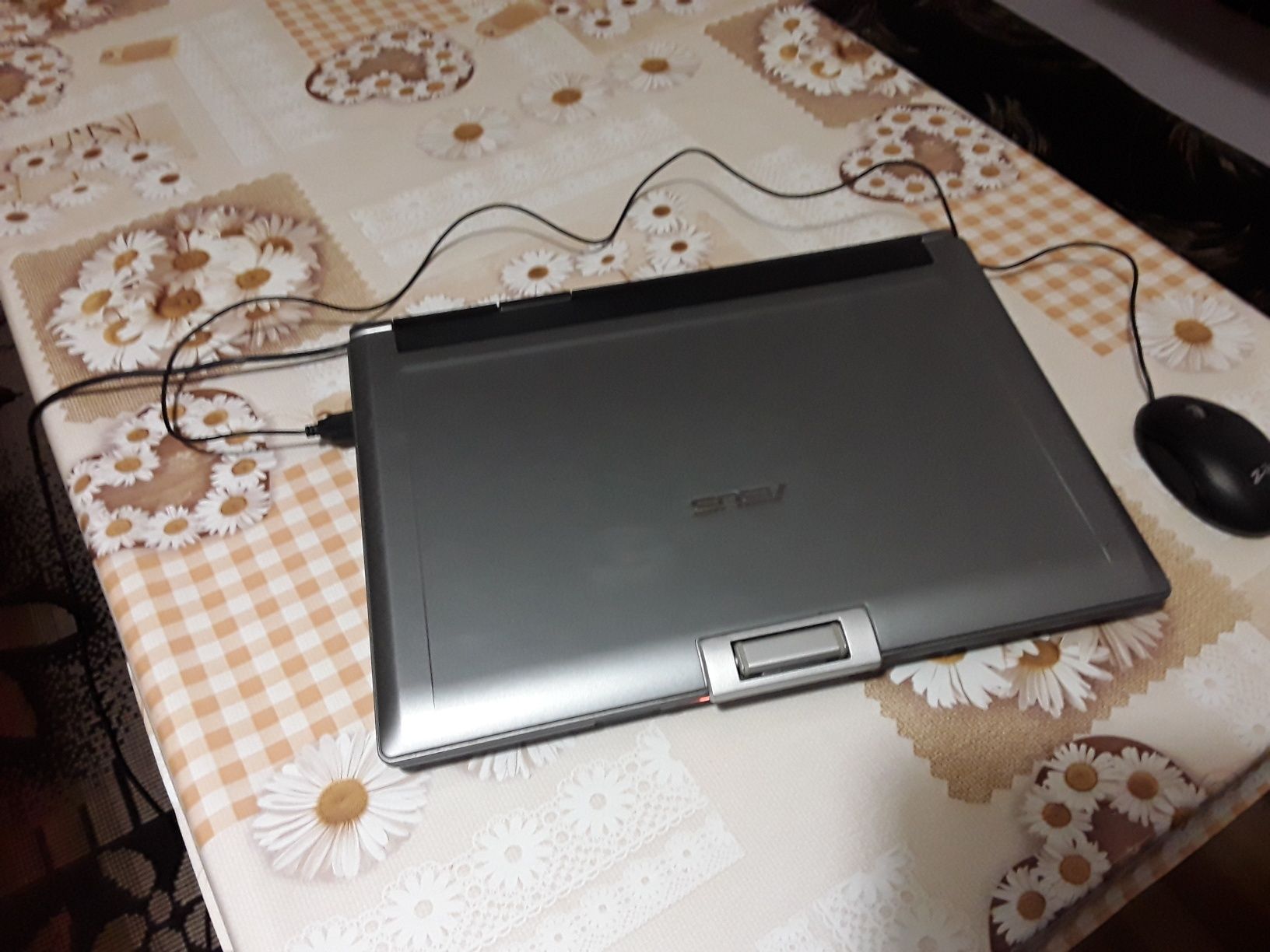 Лаптоп Asus 15,4"