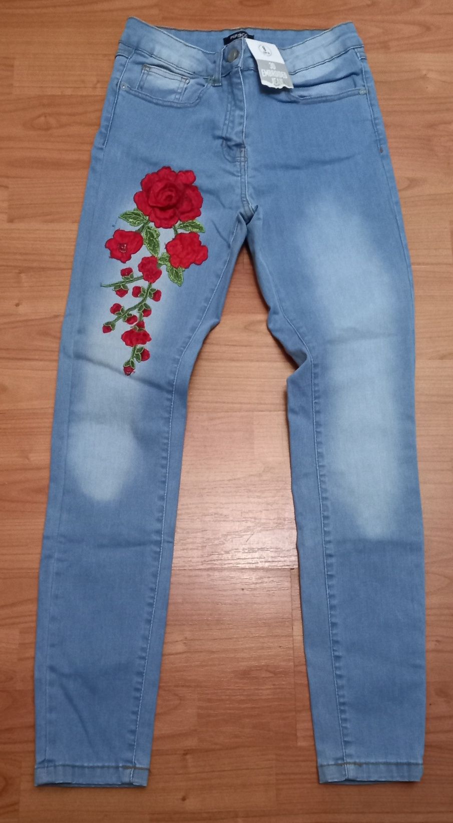 Pantaloni Jeans noi