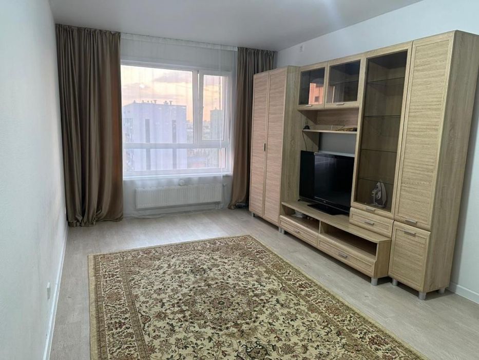Продам ковер в хорошем состоянии размер 2*3 м