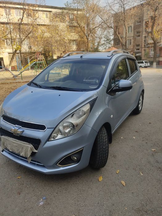 Продаю автомобиль.