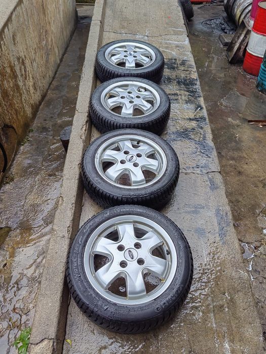 Алуминиеви джанти 15. 4х108, 63,4 с комплект със зимни гуми 185/55/15