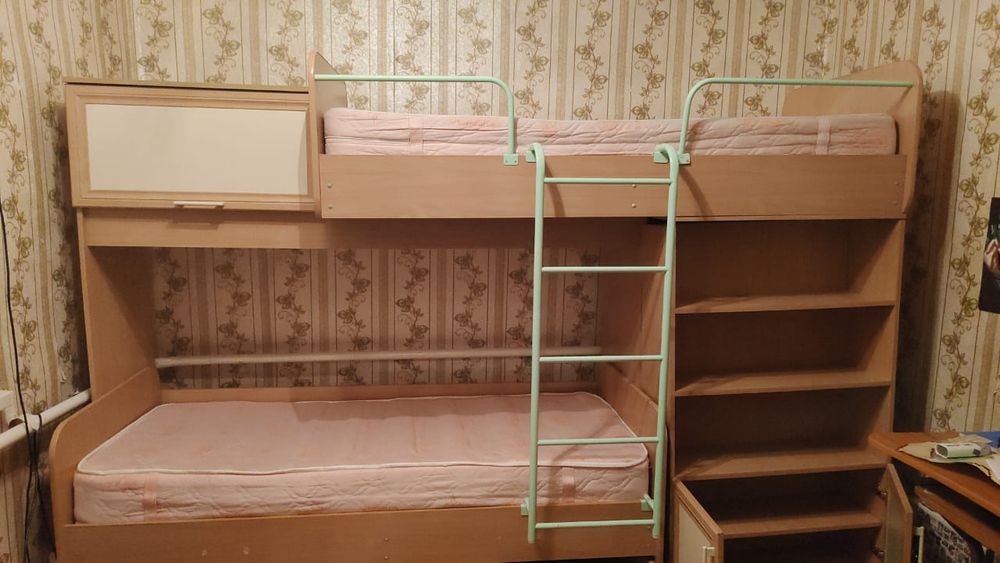 Продам детский спальный уголок