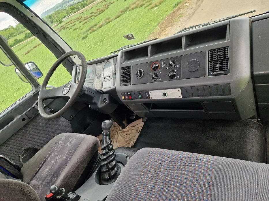 Man L2000 7,5t basculabil 3 părți meiller kipper (iveco mercedes)