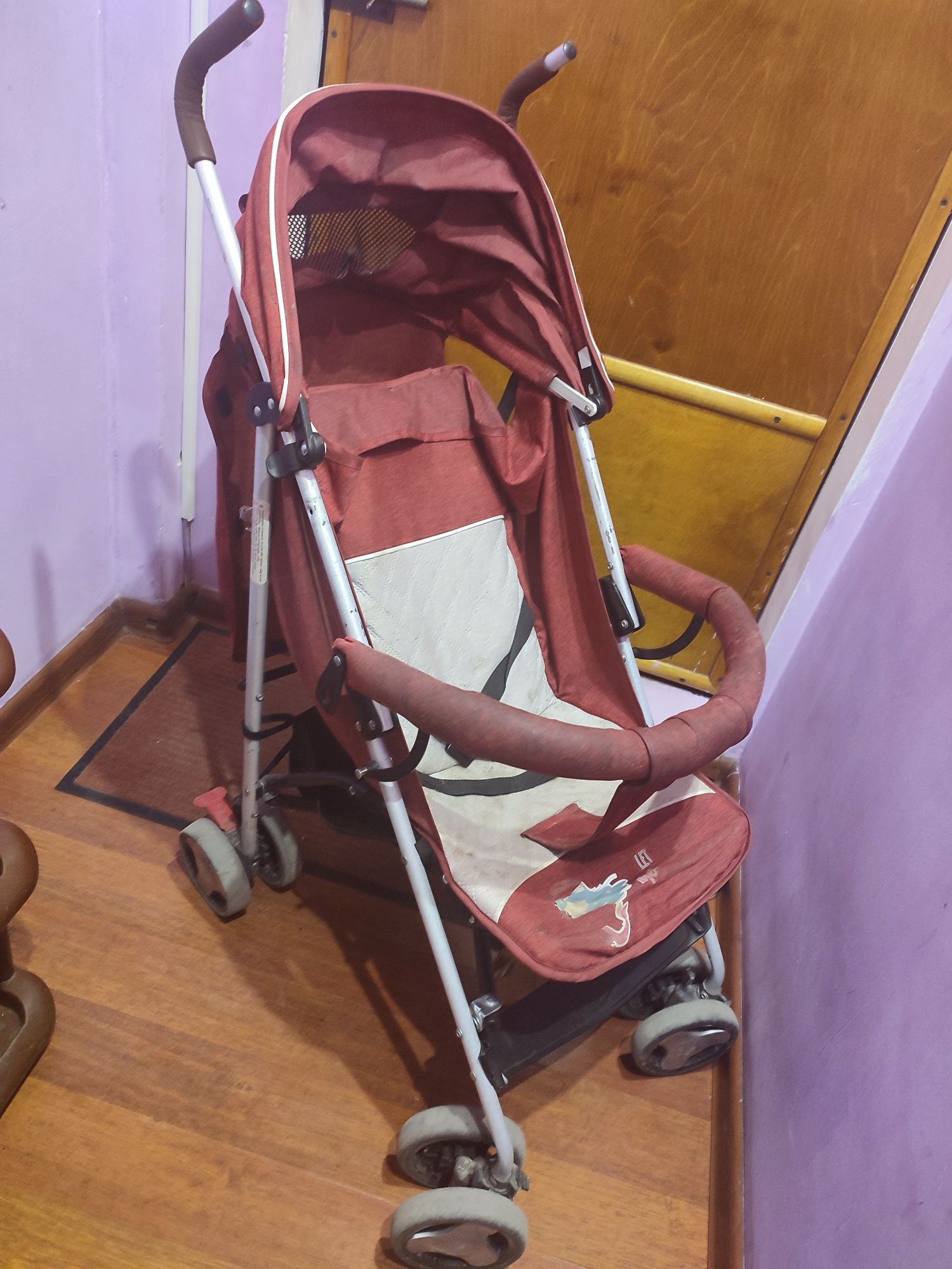 Коляска прогулочная