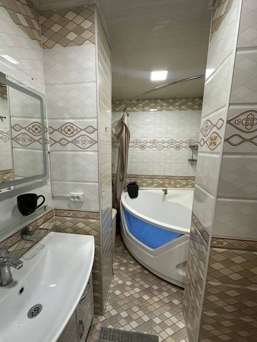 Срочно Ю-абад 13. 3/5/9 балкон 2х6, 78м2, ориентир Хамкор банк