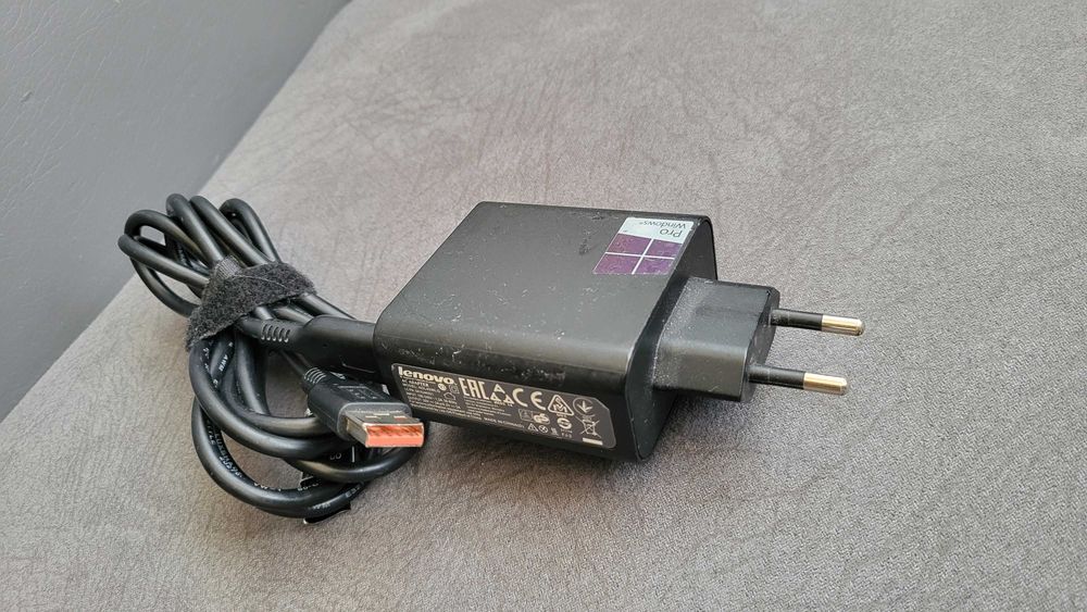 LENOVO Incarcator Ac Adaptor 20V-2A si 5.2V-2A Mod, ADL40wlg fuctional