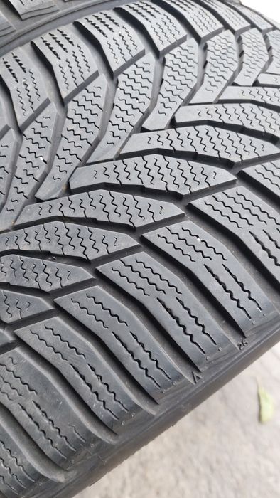 Зимни гуми 235/40/18 Nexen Winguard Sport 4 броя