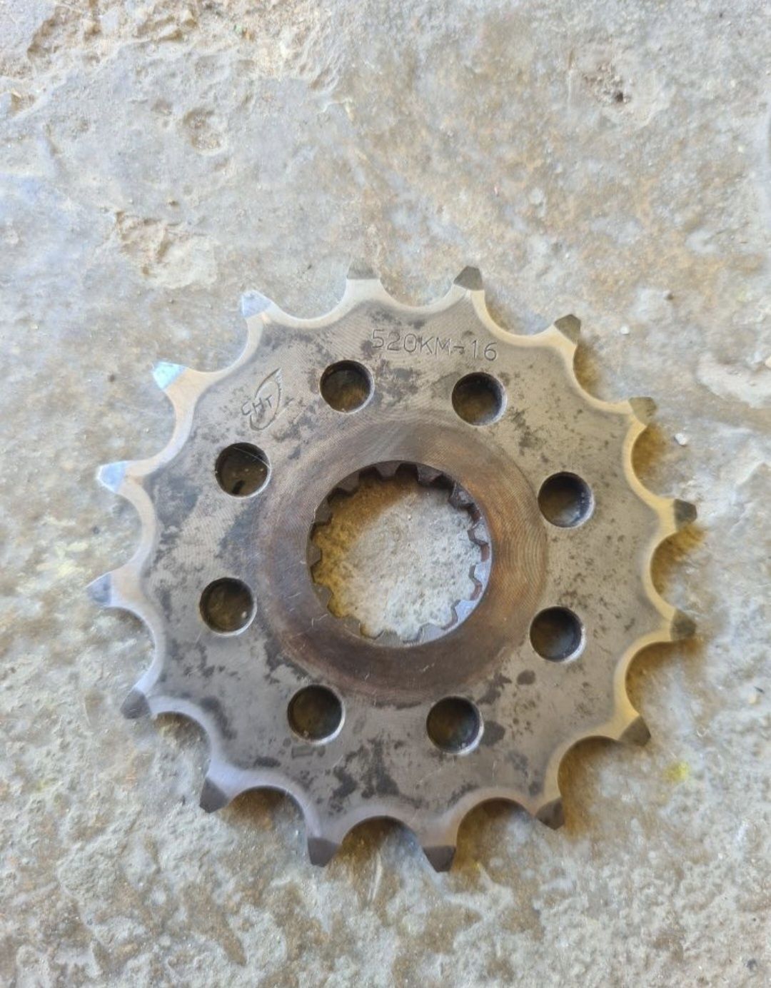 Pinioane lant moto 16/45 520 Yamaha, Honda, suzuki