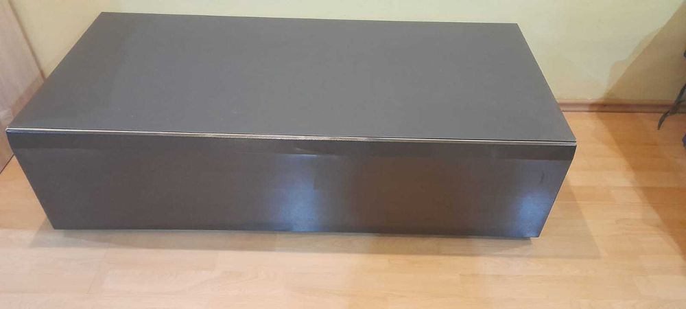 comoda TV                                                   ,