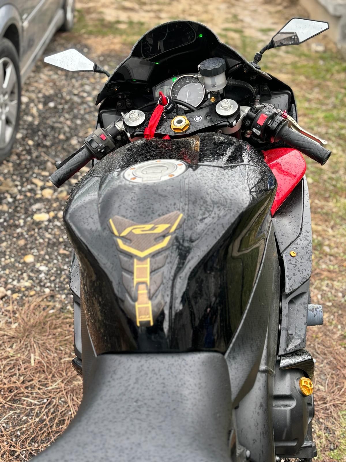 Vând motor Yamaha R1