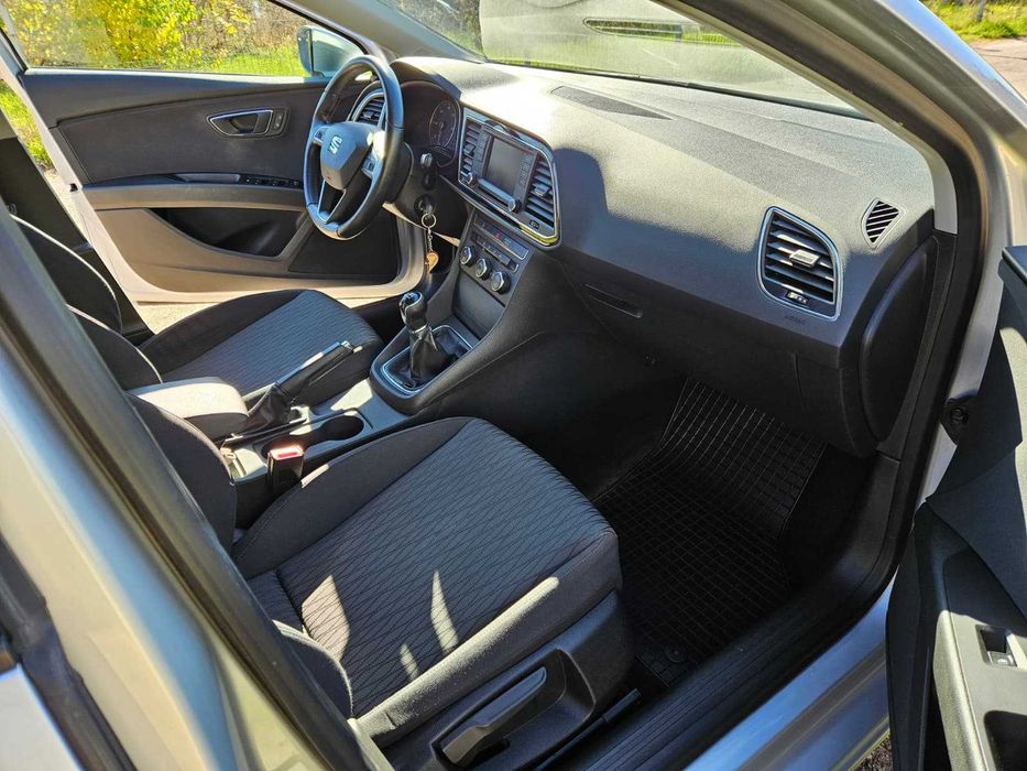 SEAT Leon 5F • Style Advanced Edition •  2014