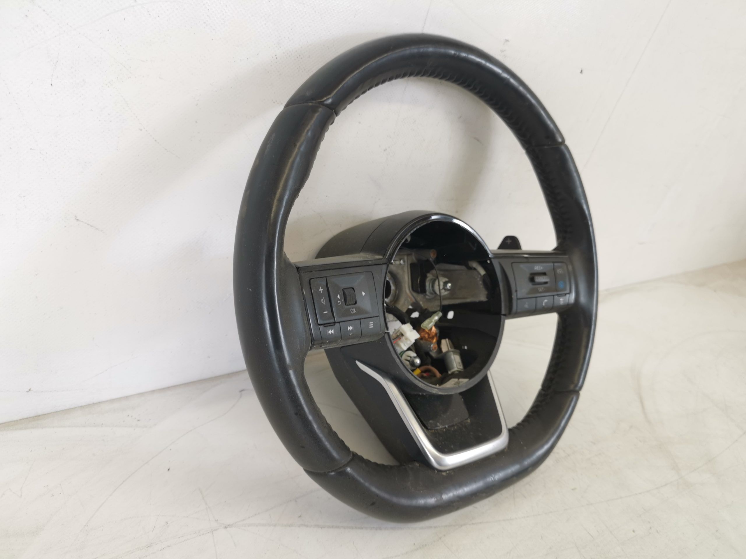 Волан Нисан / Nissan Qashqai 3 J12 Оригинален, в добро състояние