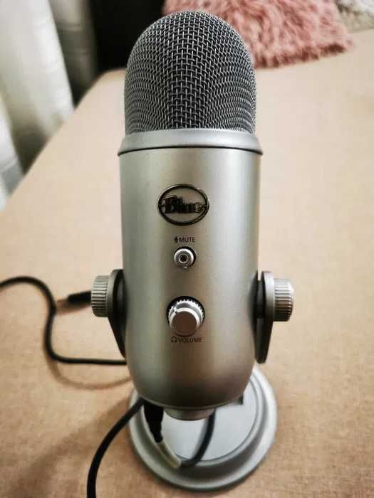 microfon blue yeti you tube streaming / nu Rode NT-USB