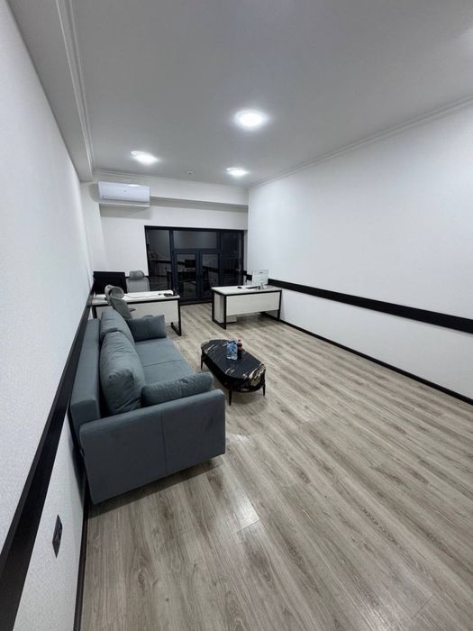 Ц-1 евро офис в бизнес центре 31кв.м со всеми удрбствами срочно