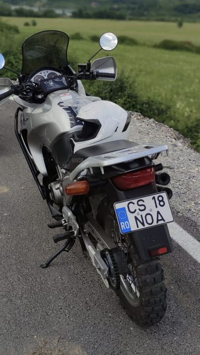 Vând Honda Transalp