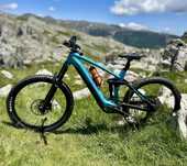 CUBE Stereo Hybrid 160 HPC SL
