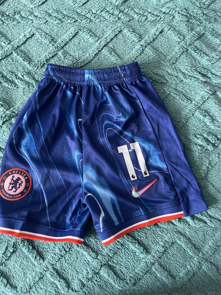 Tricou de fotbal cu Chelsea pt copii 3-4 ani