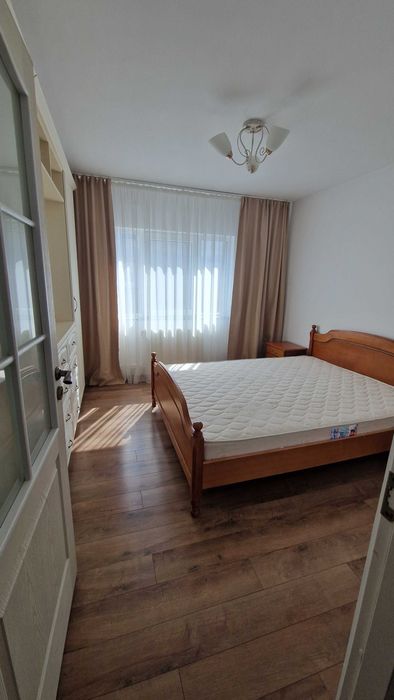 Inchiriez apartament 3 camere Unirii Sud
