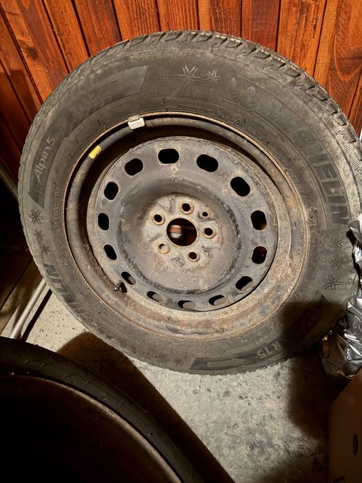 Зимни гуми Michelin 195/65/R15 с джанти за Chrysler PT Cruiser