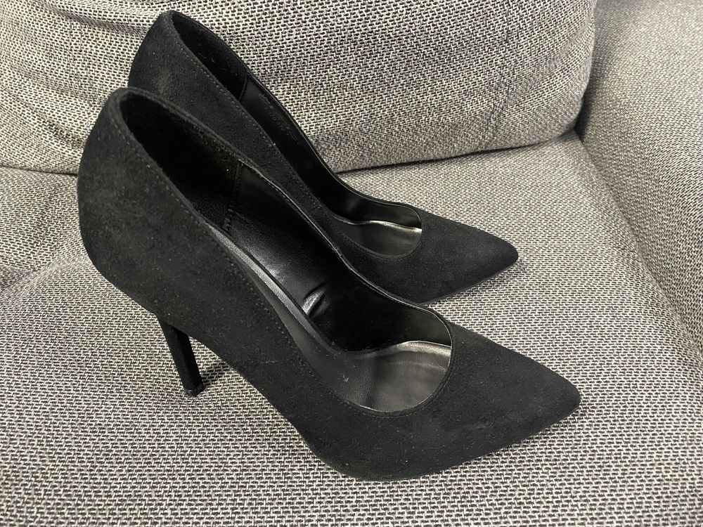 Сандали и остри обувки на ток Zara,HM