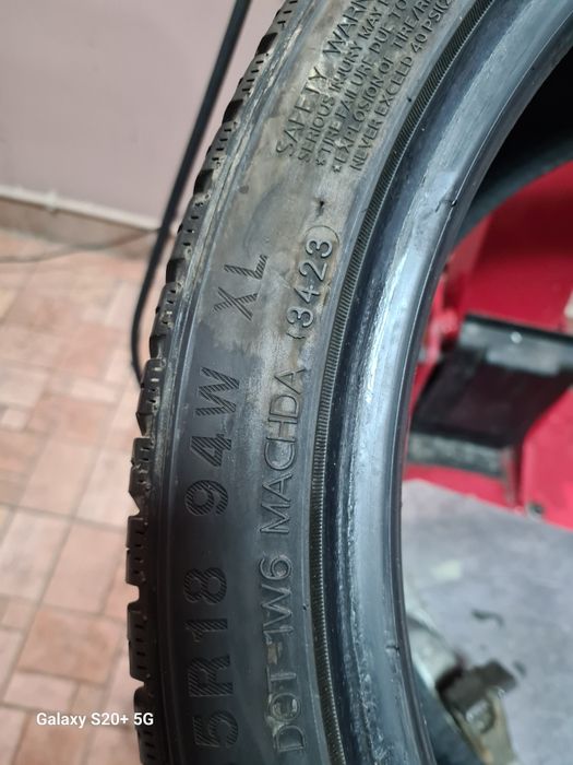 255 /35 R 18 Fortuna