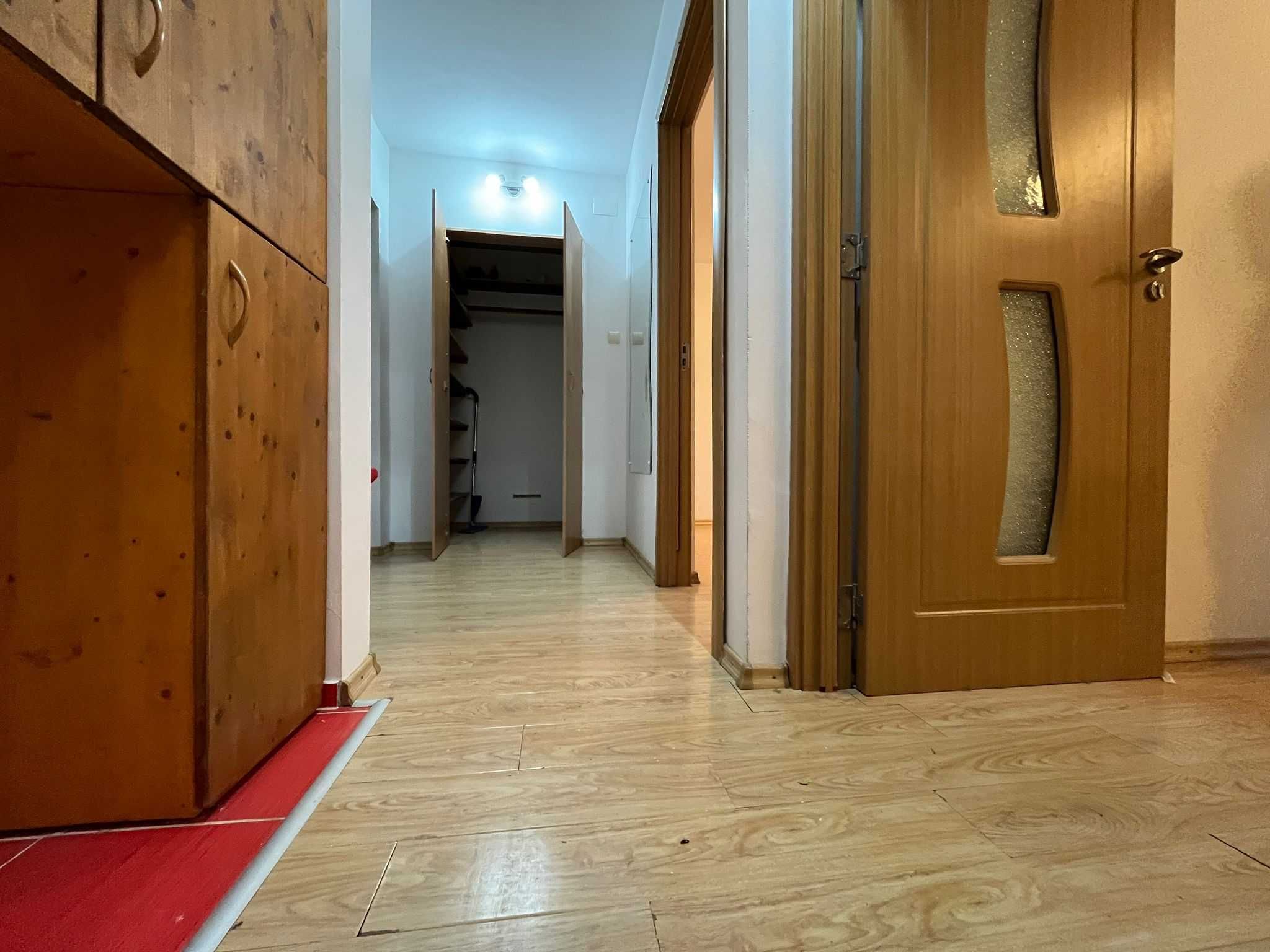 apartament de vanzare