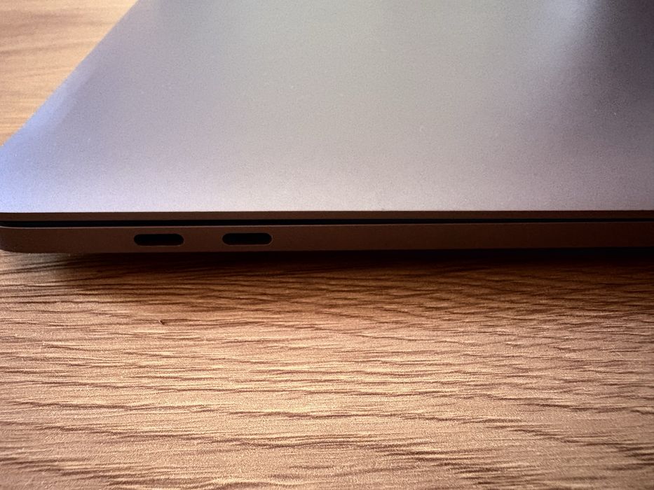 Vand Macbook Pro M1 13” touchbar!!