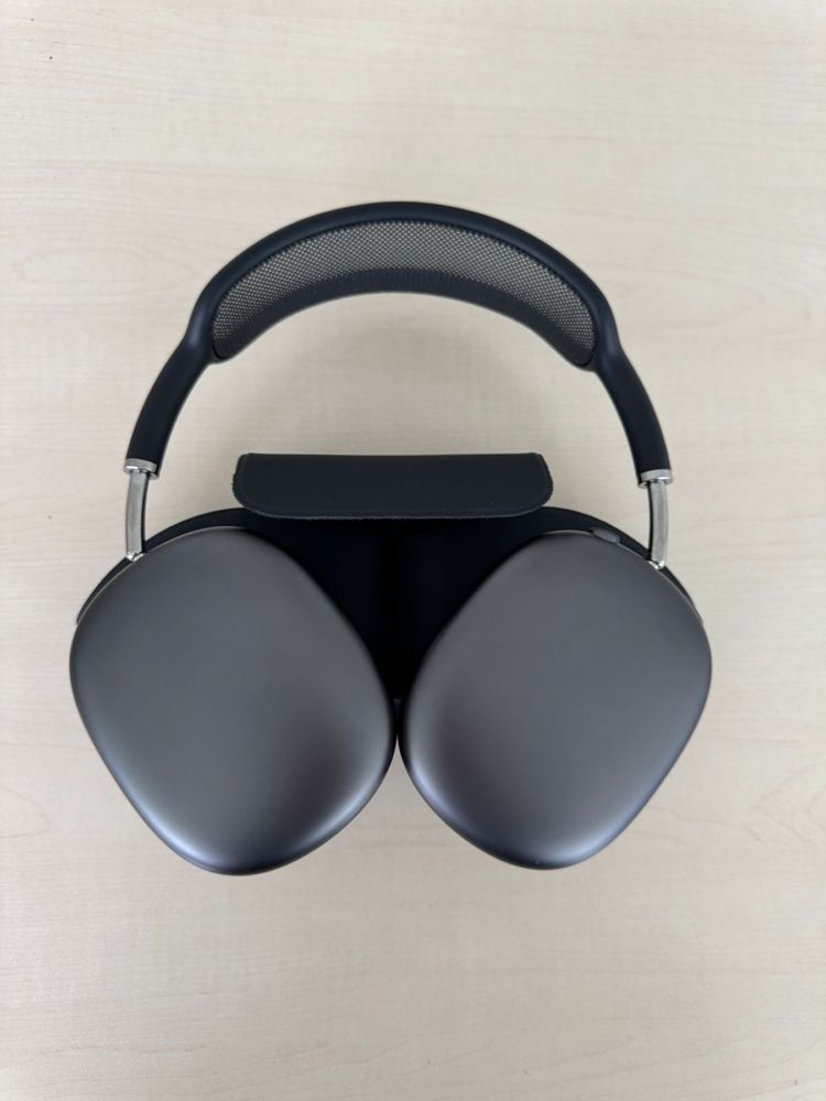 AirPods Max Space Gray