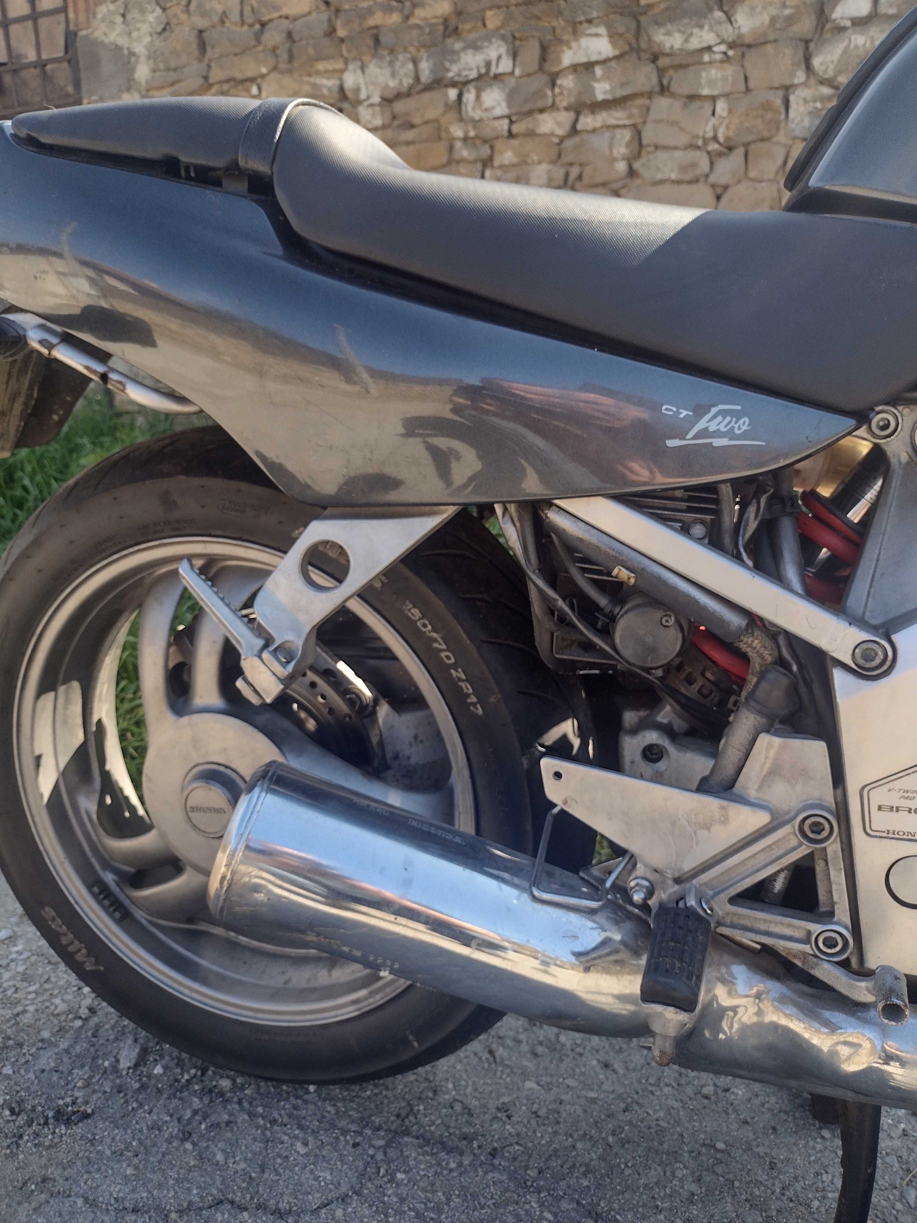 Продава honda bros nt400