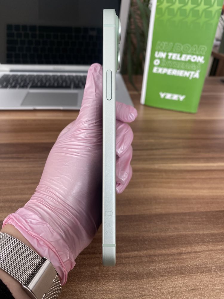 iPhone 15 Plus/ 128 GB / Garanție 24 luni | Foarte bun / Baterie 95%
