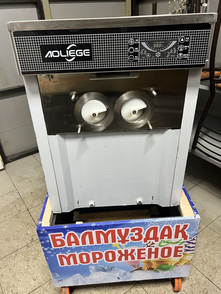 Продам фризер аппарат для мороженого