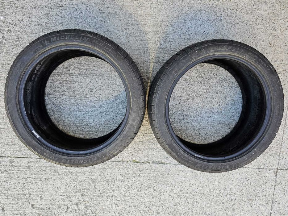 Caciucuri Continental 225/45 R18