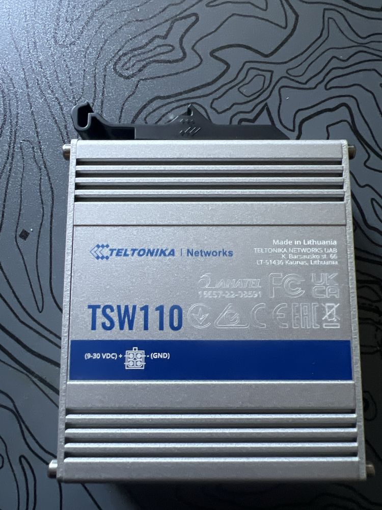 Swich teltonika tsw110